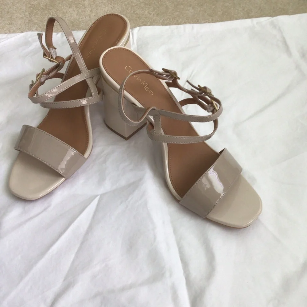 Calvin Klein never worn